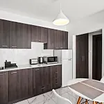 Majan Residences Apartment *