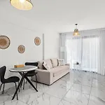Apartment Majan Residences *