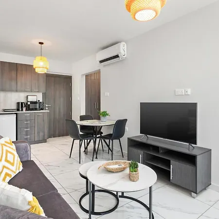 Lägenhet Majan Residences