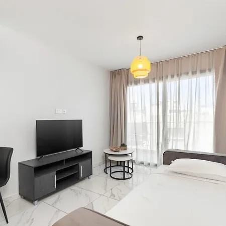 Majan Residences Lägenhet *