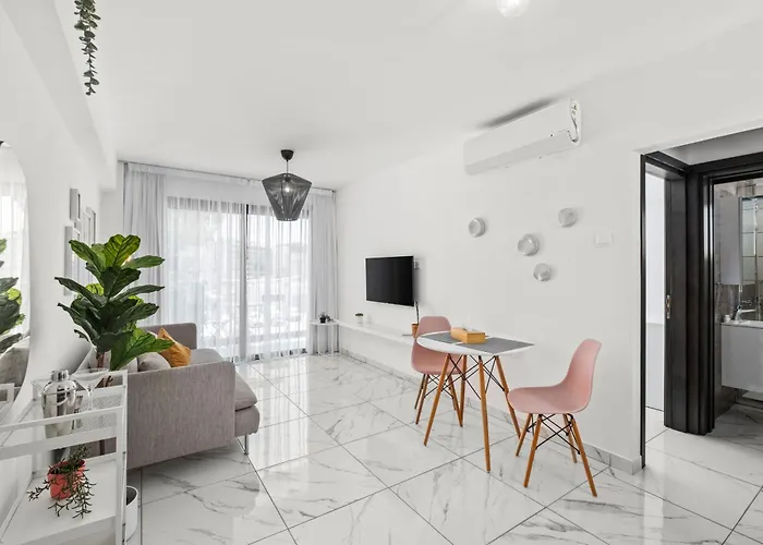 아파트 Majan Residences