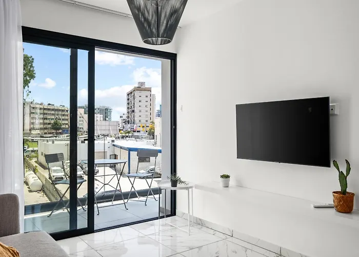 아파트 Majan Residences *